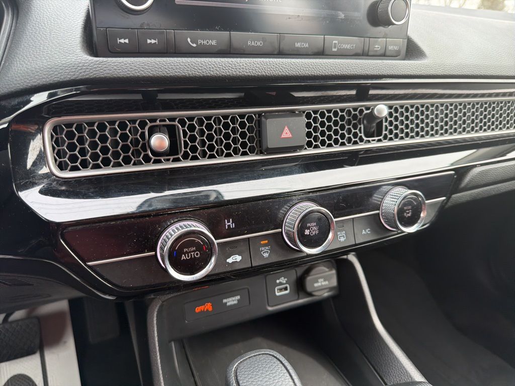 Thumbnail: 2023 Honda Civic - 31