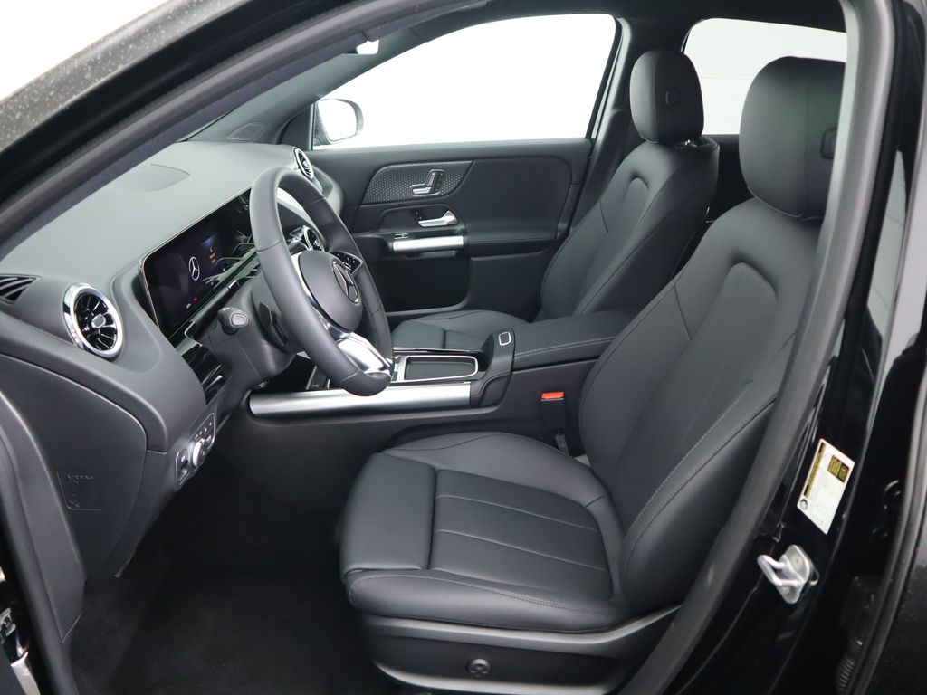 Thumbnail: 2025 Mercedes-Benz GLA - 19