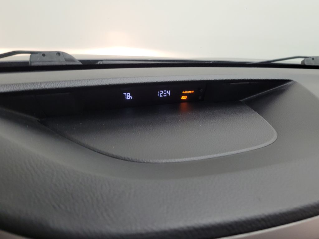 Thumbnail: 2012 Subaru Legacy - 31