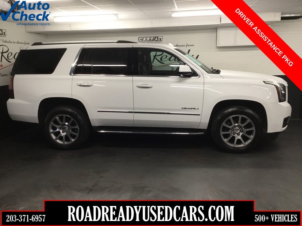 Summit White 2019 GMC Yukon SUV / Crossover Four-Wheel Drive 