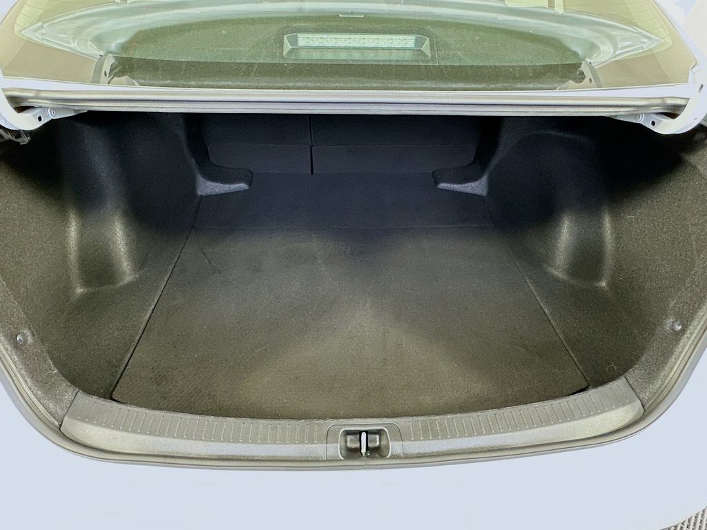 Thumbnail: 2024 Toyota Corolla - 25