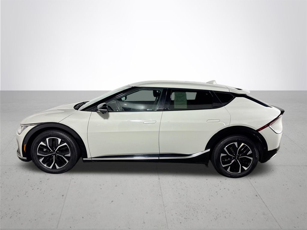 2022 Kia EV6 Wind