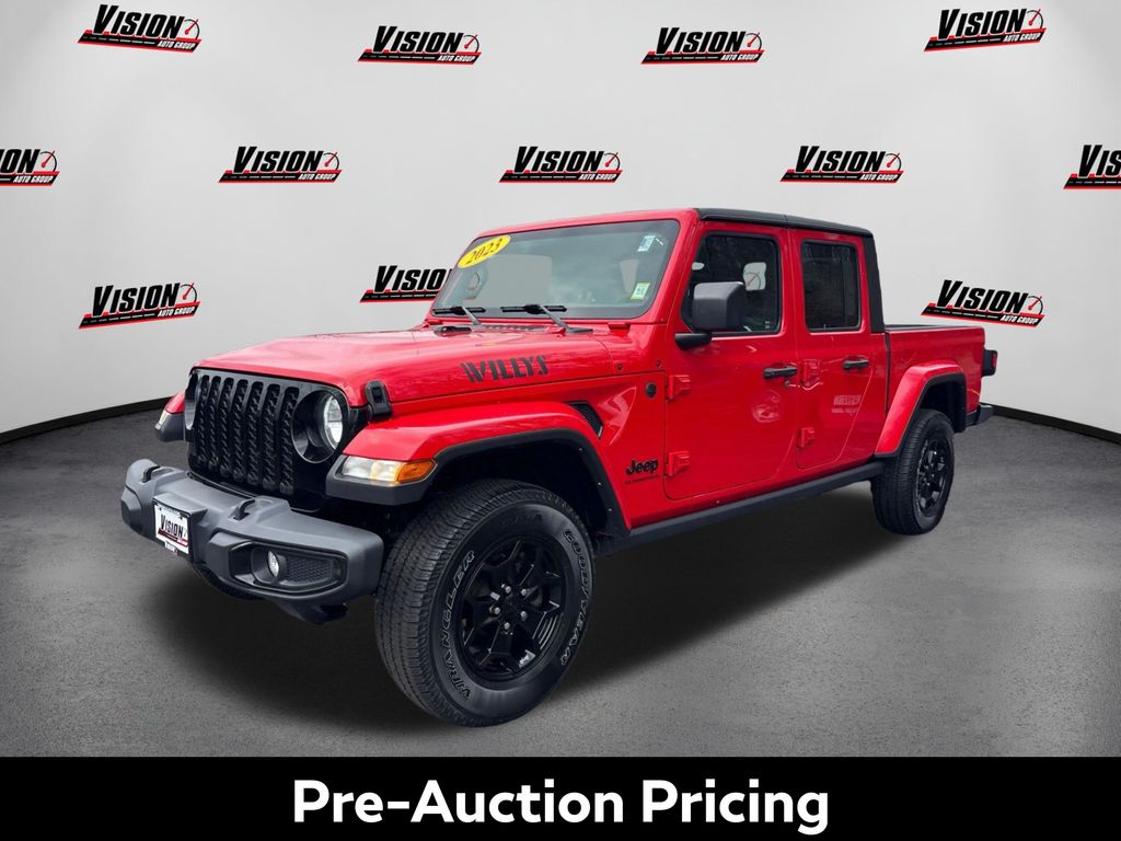 Firecracker Red Clearcoat 2023 Jeep Gladiator Willys Crew Cab 4WD Pickup Truck Four-Wheel Drive 8-Speed Automatic