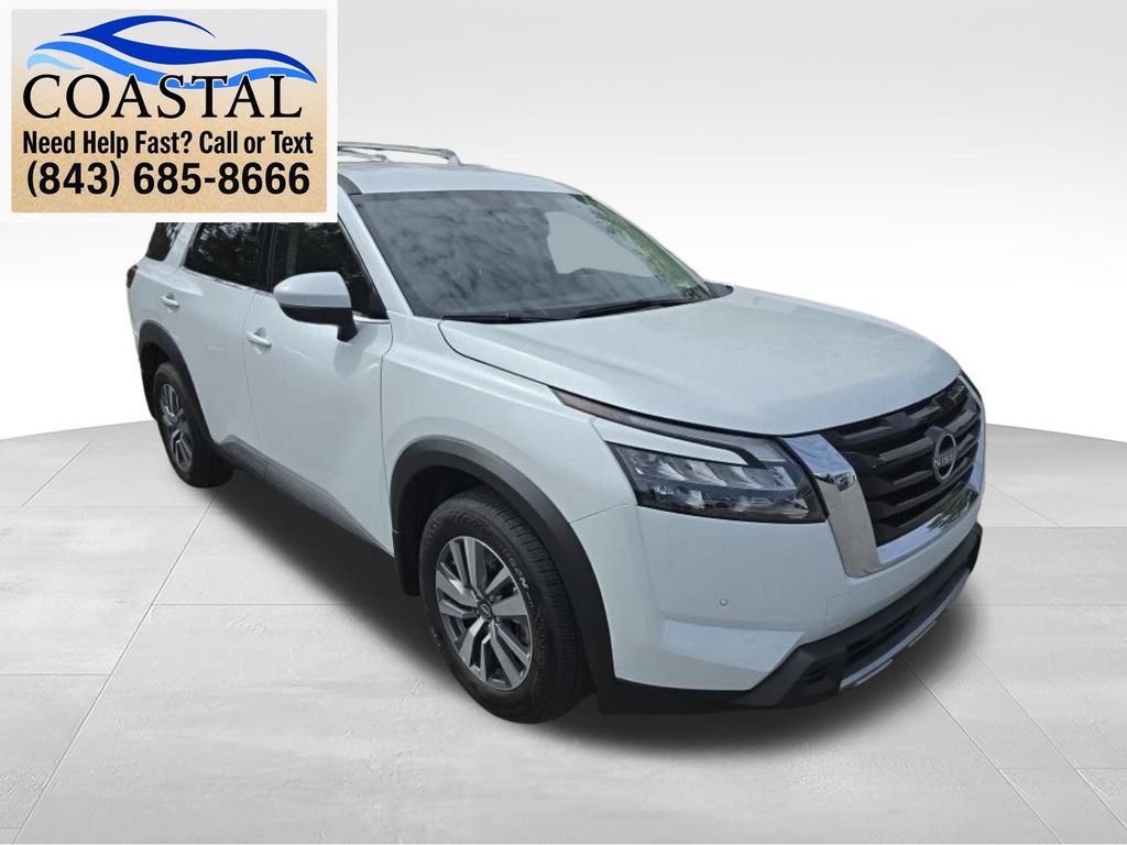 2025 Nissan Pathfinder SL White at Lugoff Nissan