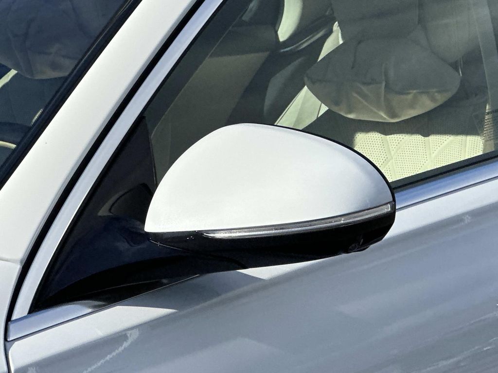 Thumbnail: 2024 Mercedes-Benz S-Class - 2