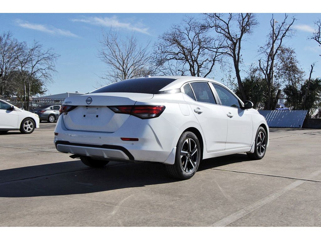 2025 Nissan Sentra SV - 3