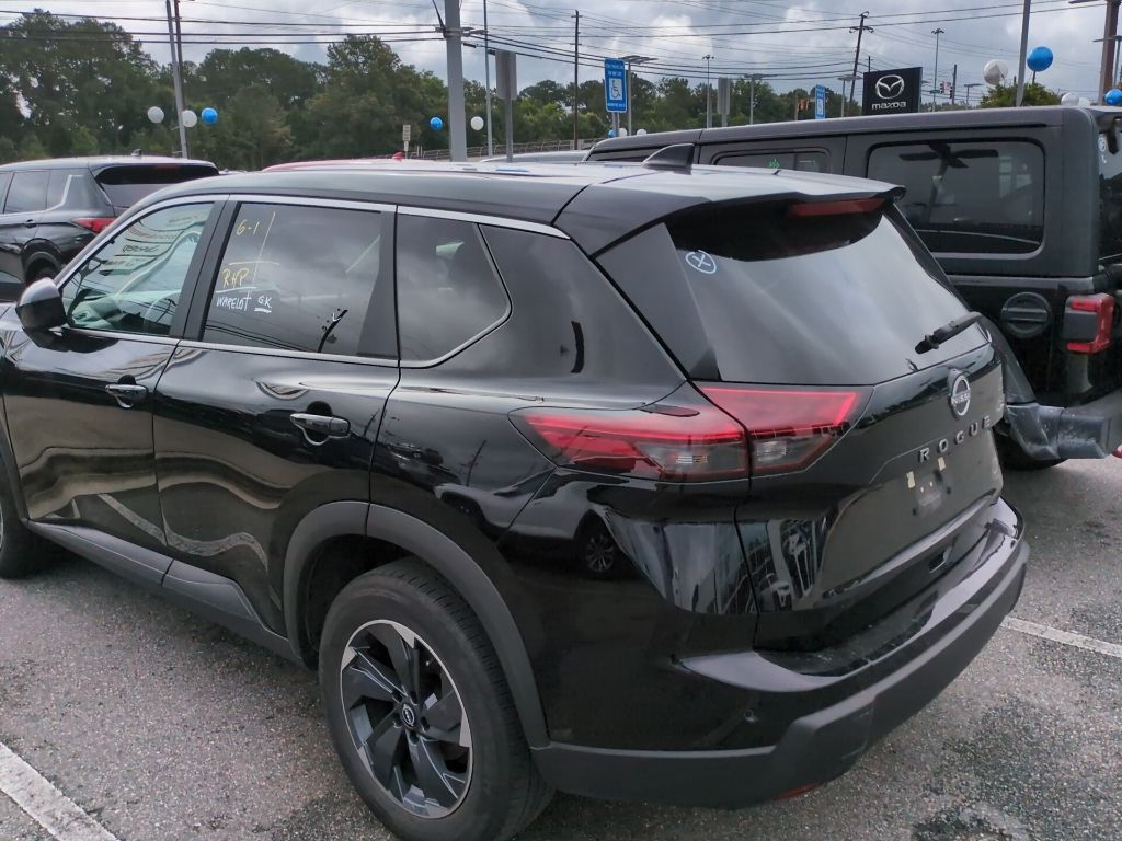Used 2025 Black Nissan SV image 7