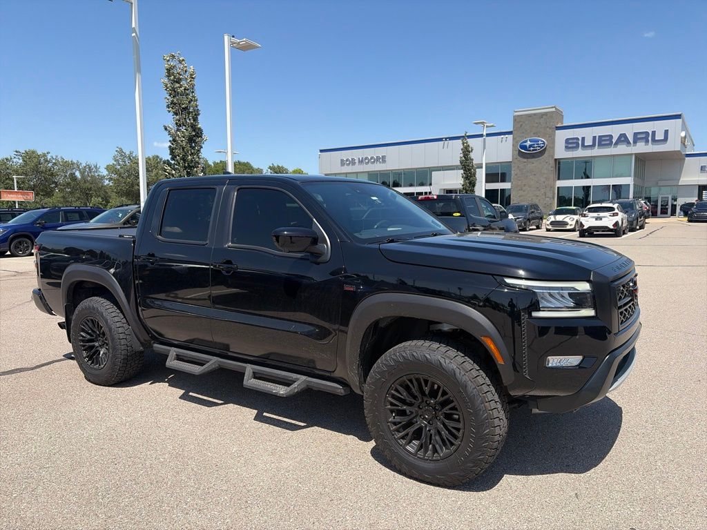 Super Black 2024 Nissan Frontier PRO-4X Crew Cab 4WD Pickup Truck Four-Wheel Drive 9-Speed Automatic Overdrive