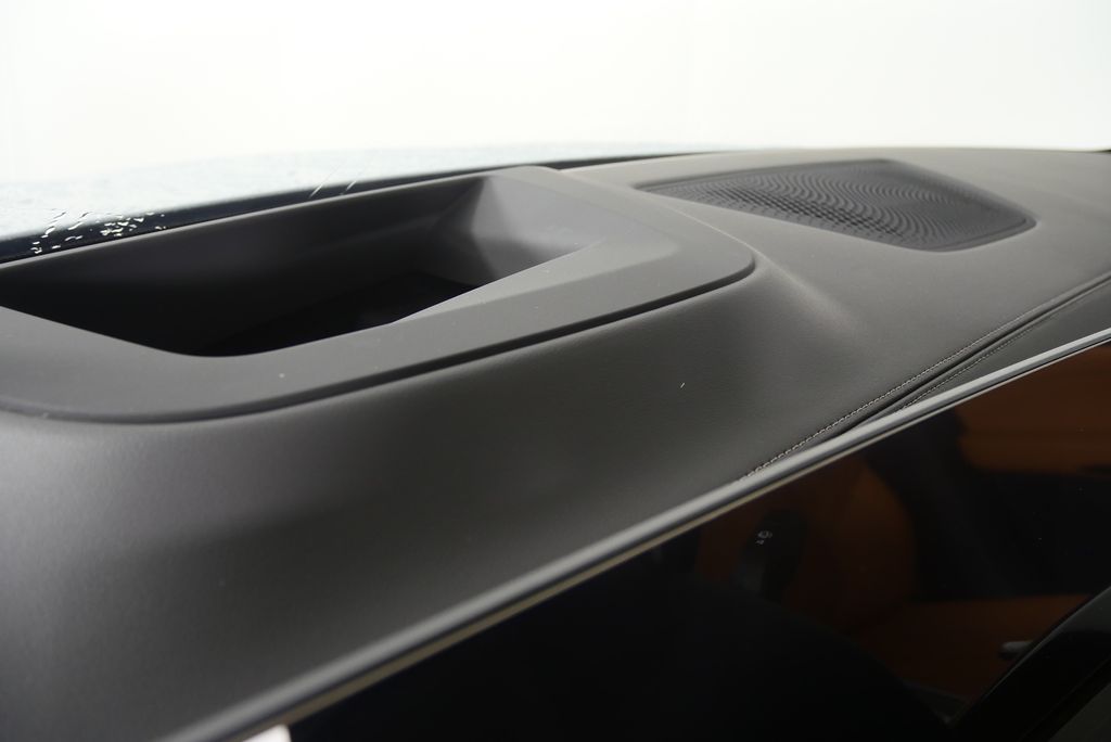 Thumbnail: 2026 BMW X5 - 17