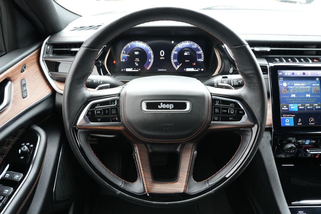 2022 Jeep Grand Cherokee Summit - 5