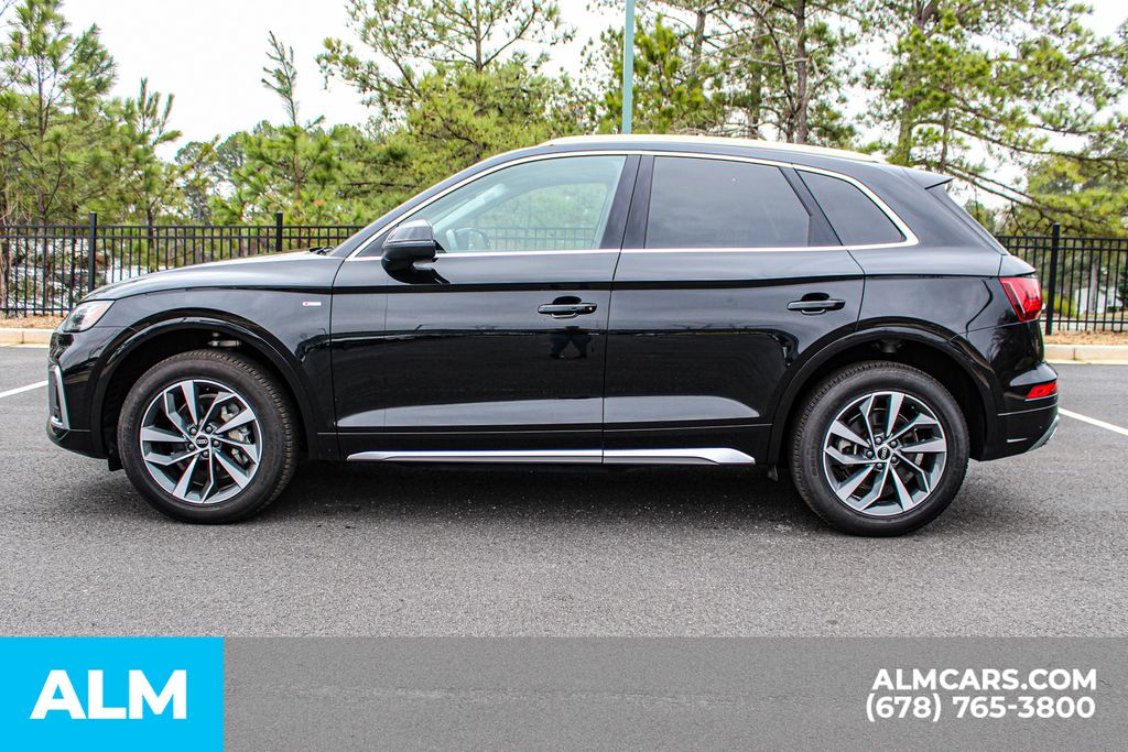 2022 Audi Q5 45 S line Prestige photo 5