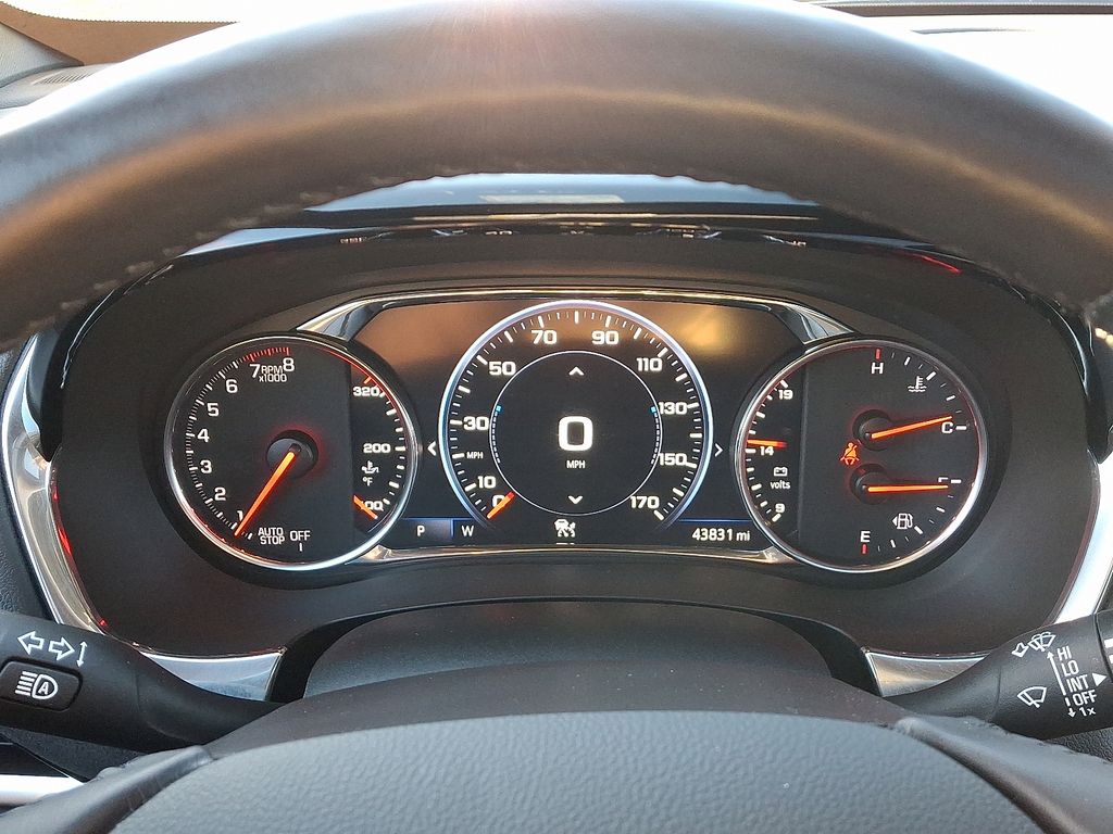 Thumbnail: 2022 Chevrolet Traverse - 21