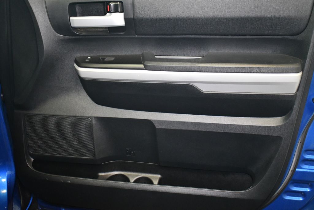 Thumbnail: 2018 Toyota Tundra - 28