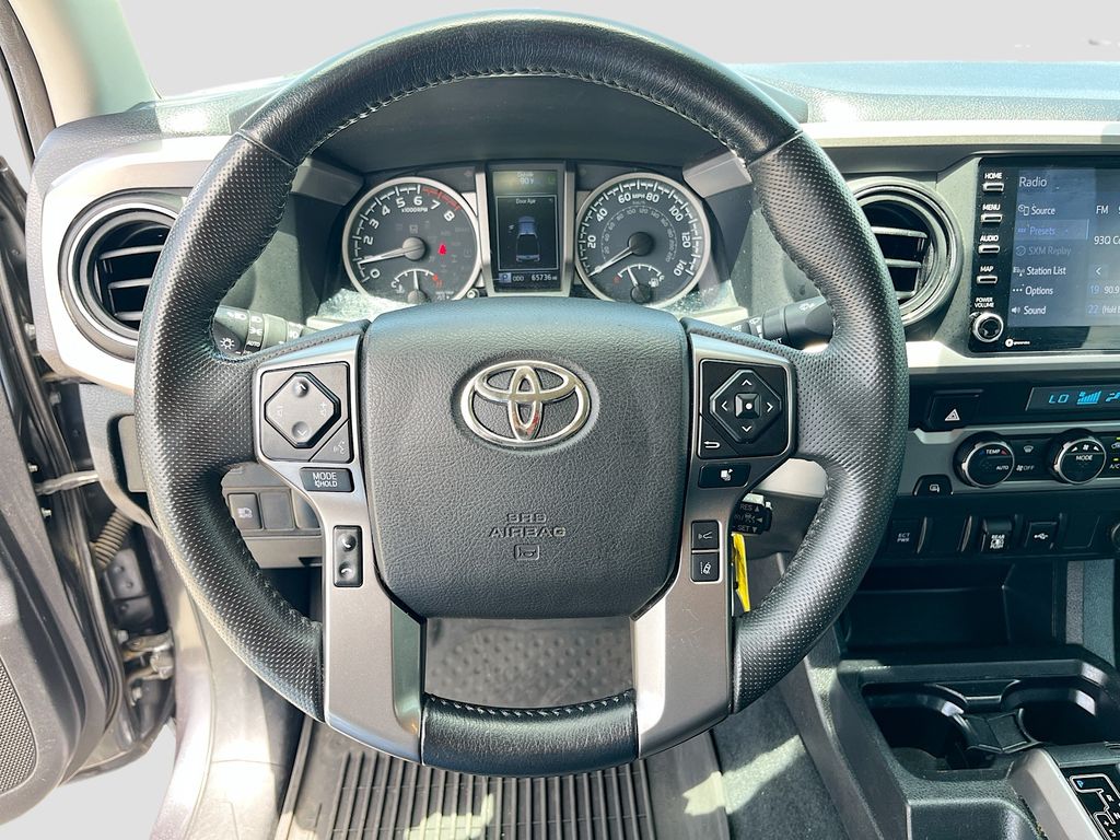 Used 2022 Gray Toyota SR5 image 11