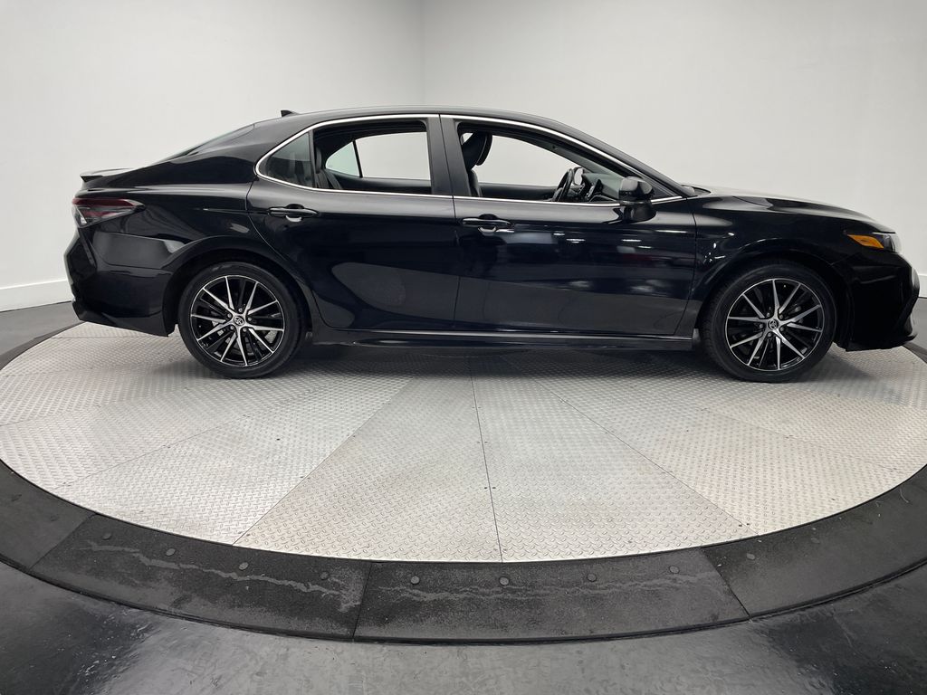 Thumbnail: 2024 Toyota Camry - 4