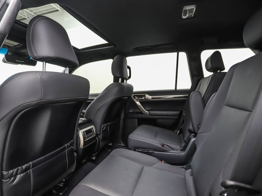 2021 Lexus GX 460 18