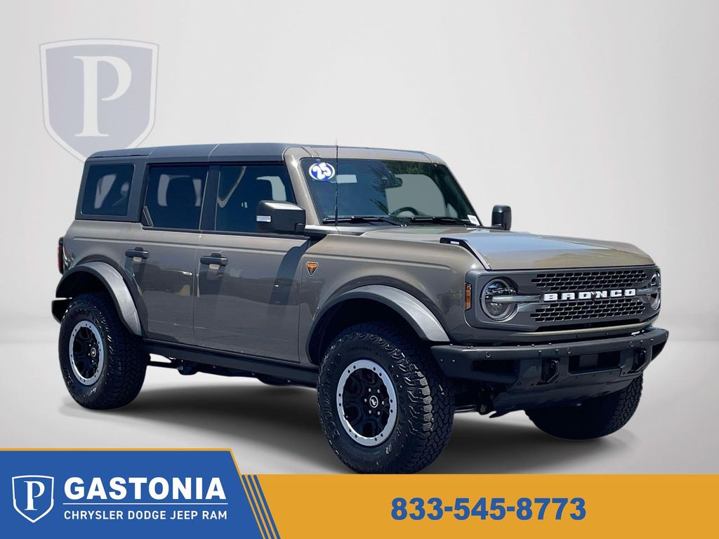 2025 Ford Bronco Badlands 4x4's photo