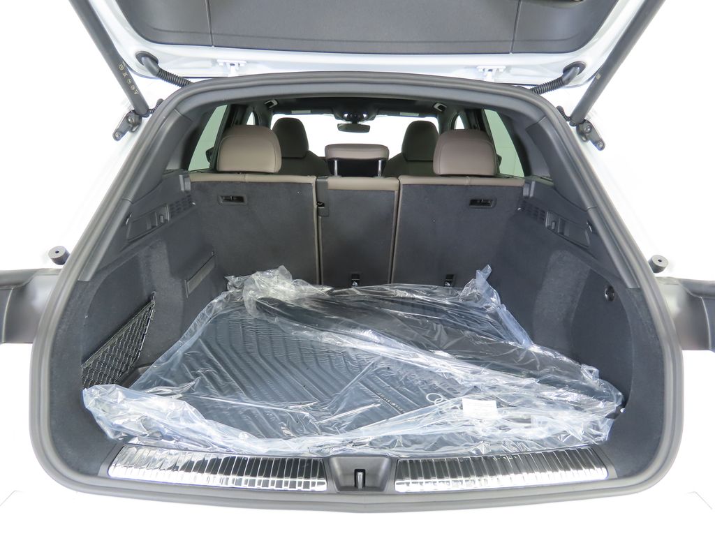 2025 Audi Q5  29