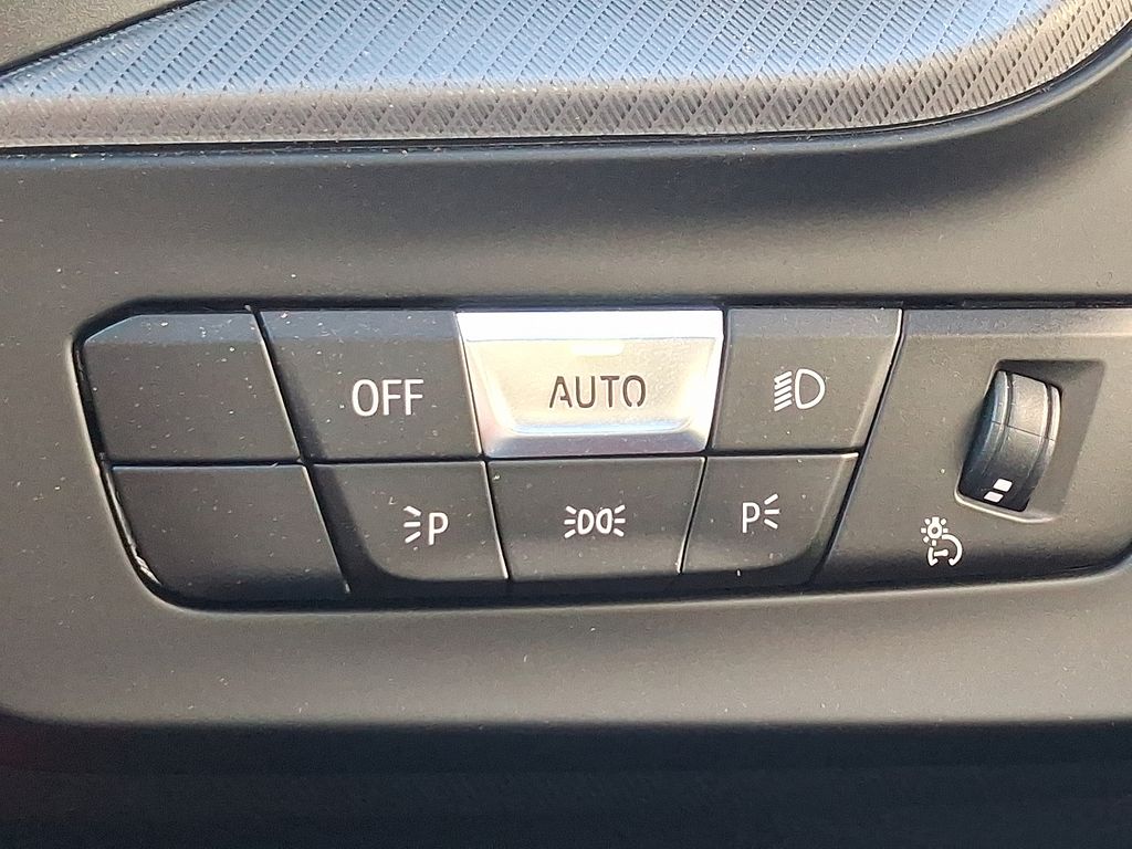 Thumbnail: 2022 BMW 2 Series - 27