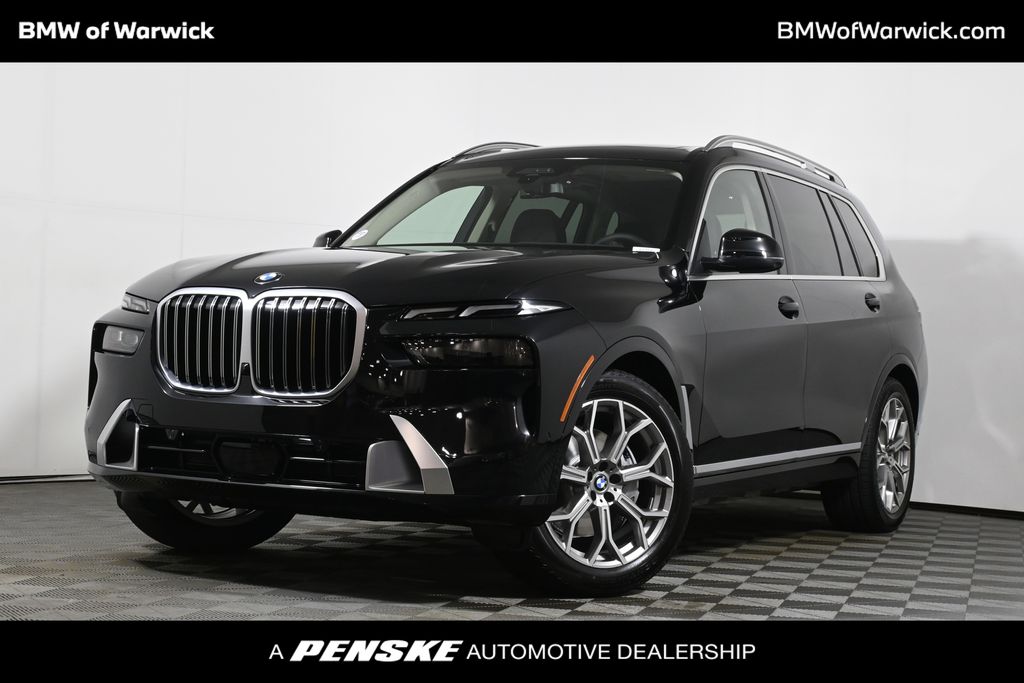 Thumbnail: 2027 BMW X7 - 1