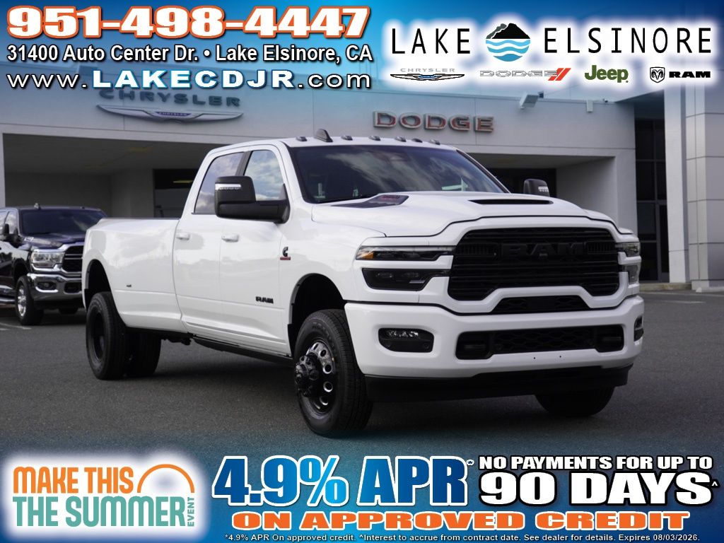 Bright White Clearcoat 2026 RAM 3500 Pickup Truck Four-Wheel Drive 8-Speed Automatic