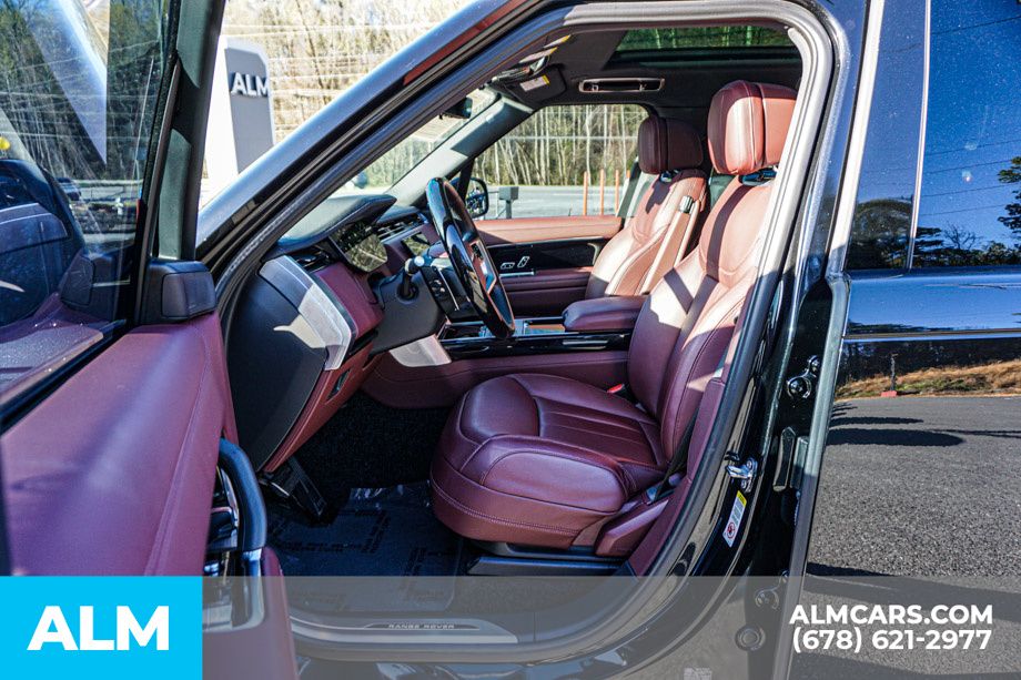 Used 2025 Black Land Rover SE image 19
