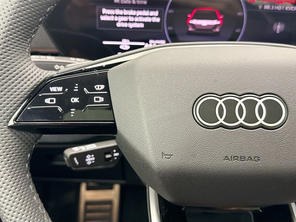 Thumbnail: 2025 Audi e-tron S - 27