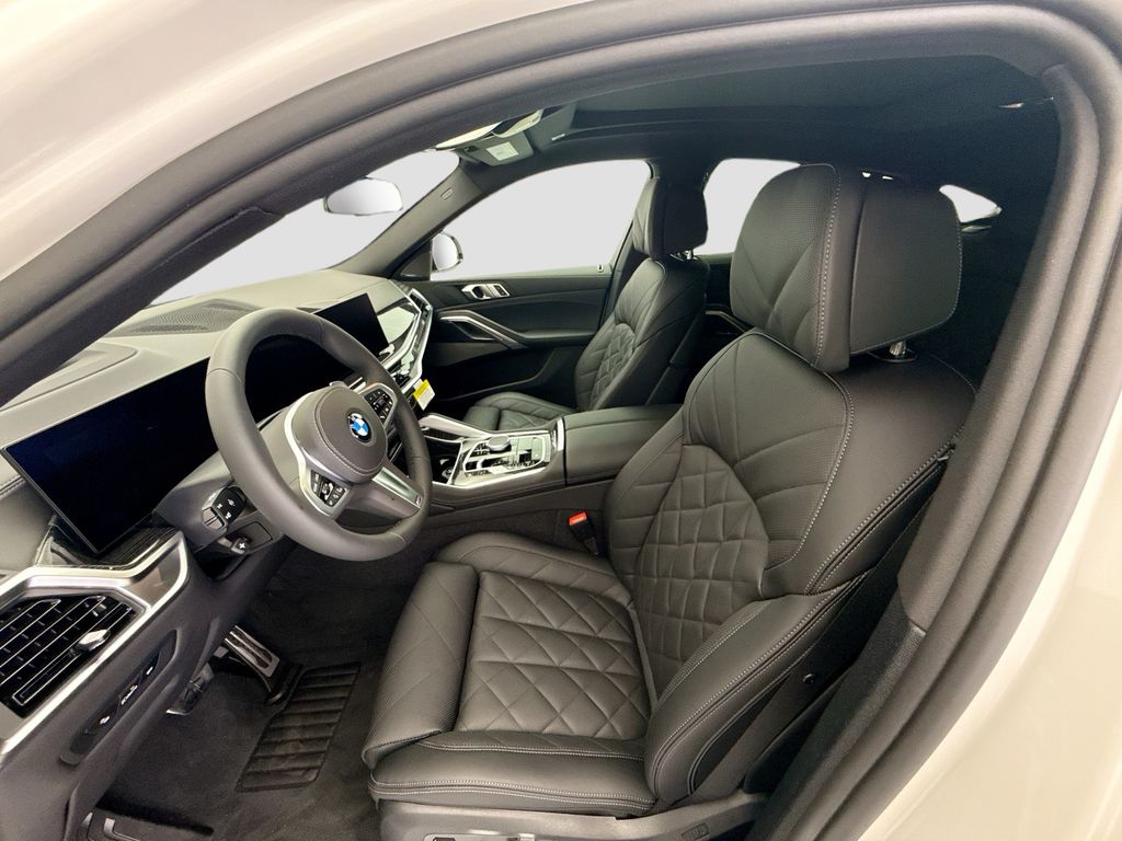 Thumbnail: 2026 BMW X6 - 18