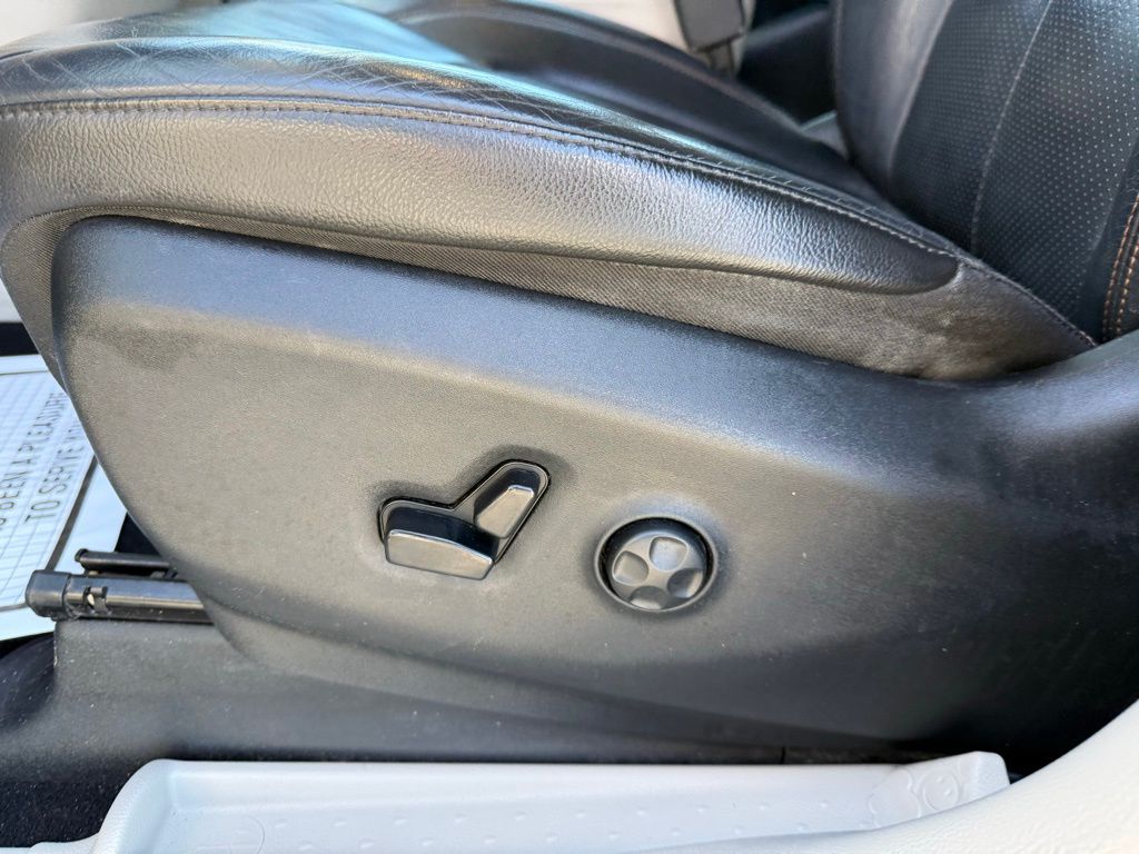 Thumbnail: 2019 Chrysler Pacifica - 15