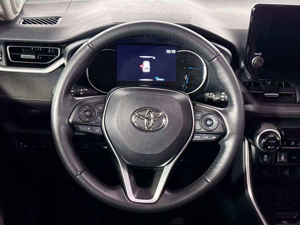 2023 Toyota RAV4 Hybrid XLE Premium