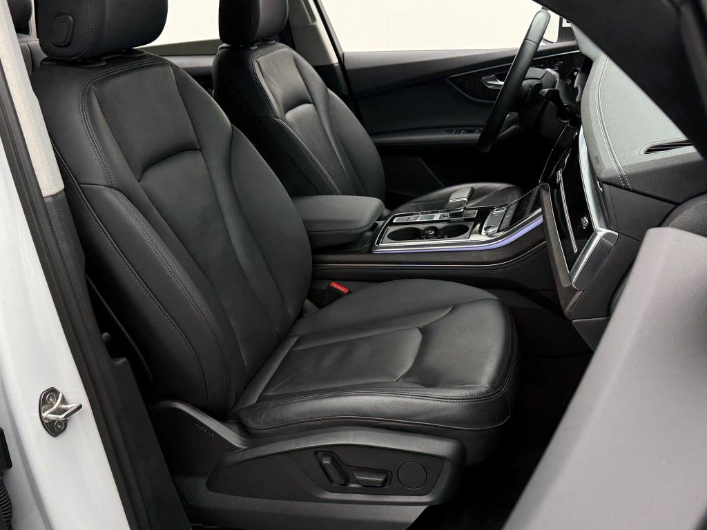 Thumbnail: 2023 Audi Q7 - 20