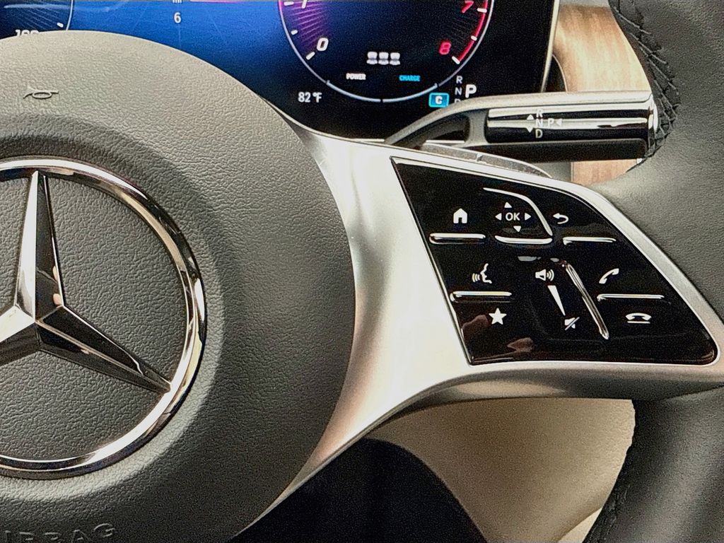 Thumbnail: 2027 Mercedes-Benz GLC - 12