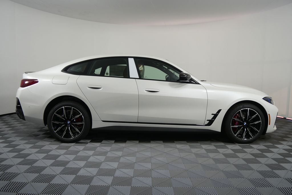 2025 BMW i4 eDrive40 2