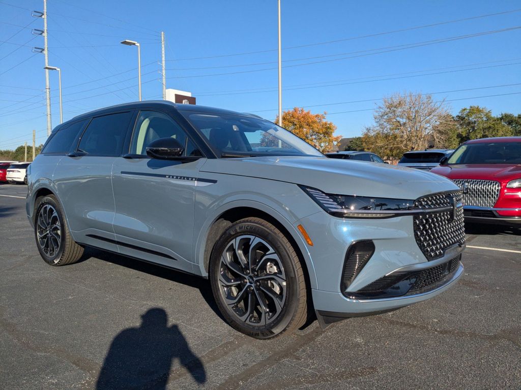 2025 Lincoln Nautilus Reserve