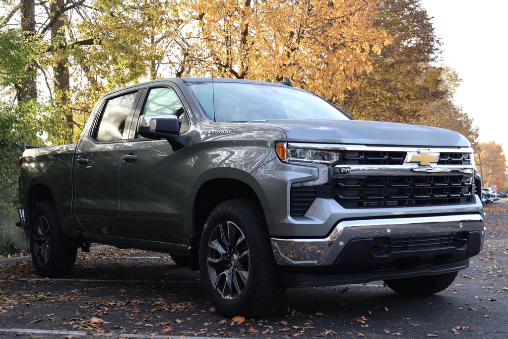 2025 Chevrolet Silverado 1500 LT 10