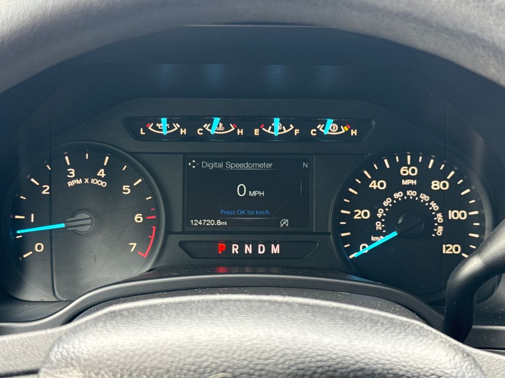 Used 2018 Gray Ford STX image 17