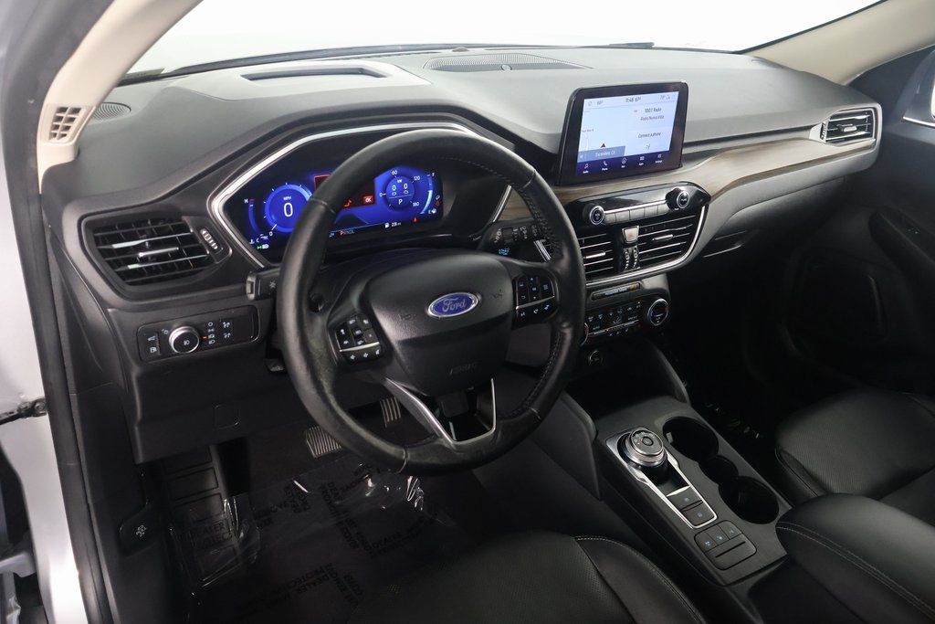 2020 Ford Escape Titanium Hybrid 7