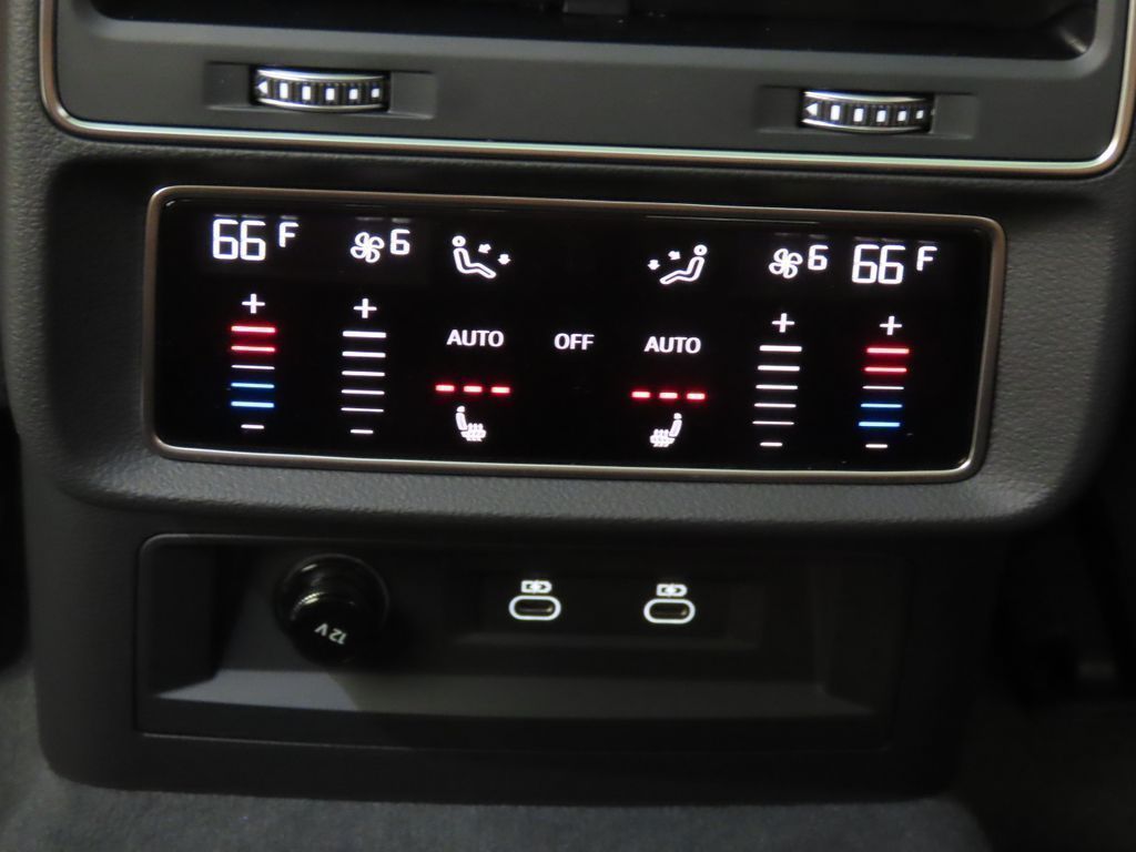 Thumbnail: 2026 Audi Q7 - 25