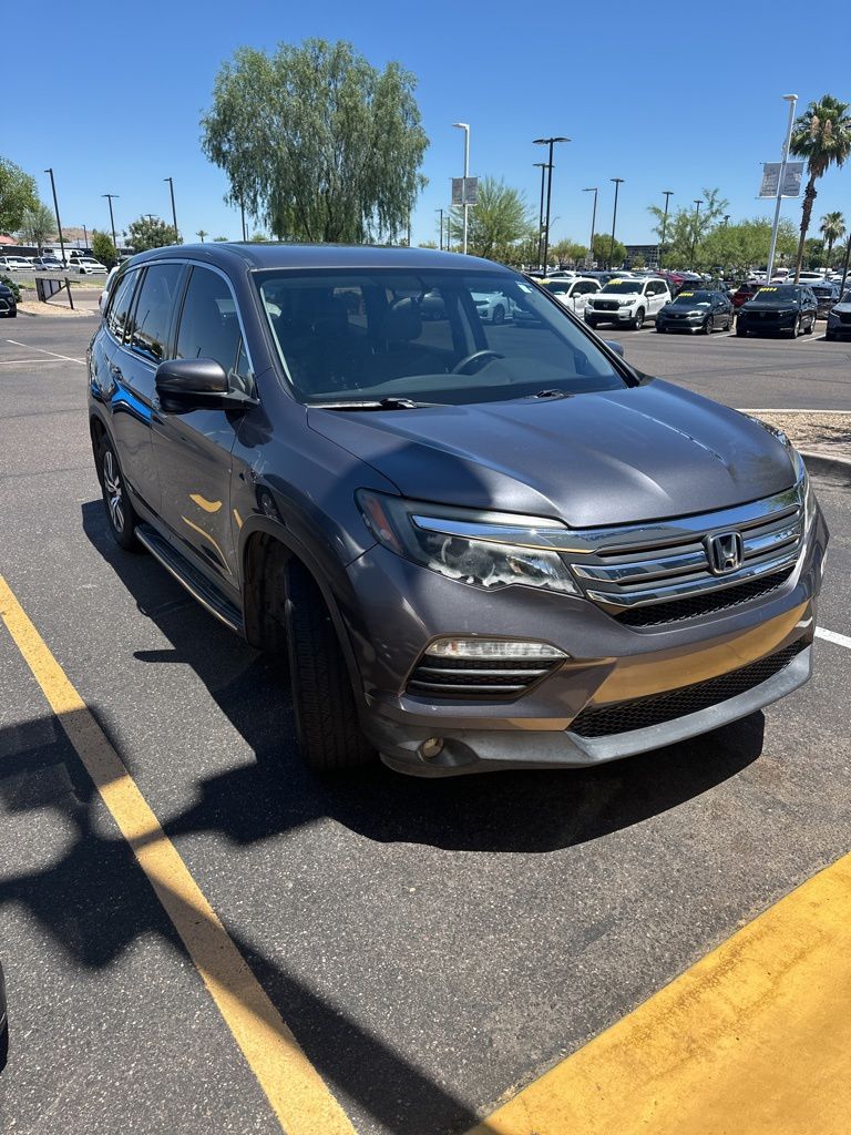 Thumbnail: 2018 Honda Pilot - 4
