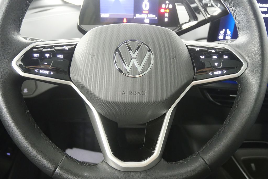 Thumbnail: 2023 Volkswagen ID.4 - 22