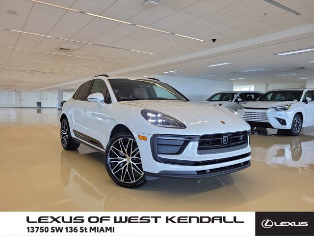 Carrara White Metallic 2023 Porsche Macan SUV / Crossover All-Wheel Drive 7-Speed Automatic