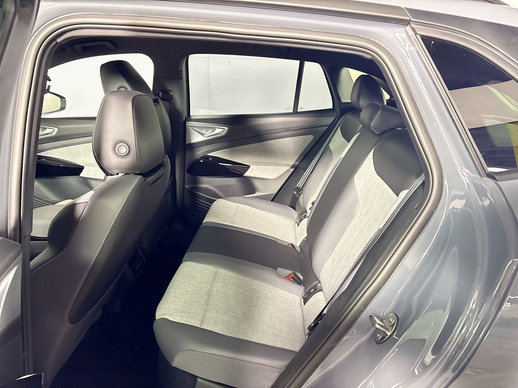 2025 Volkswagen ID.4 Pro