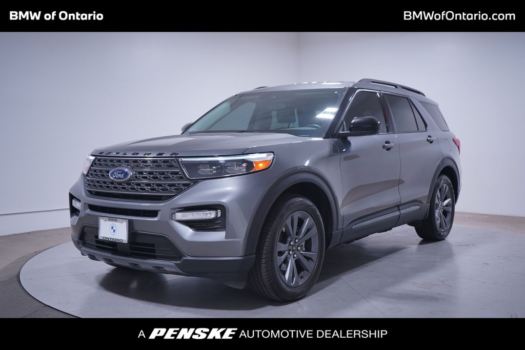 2023 Ford Explorer XLT 1