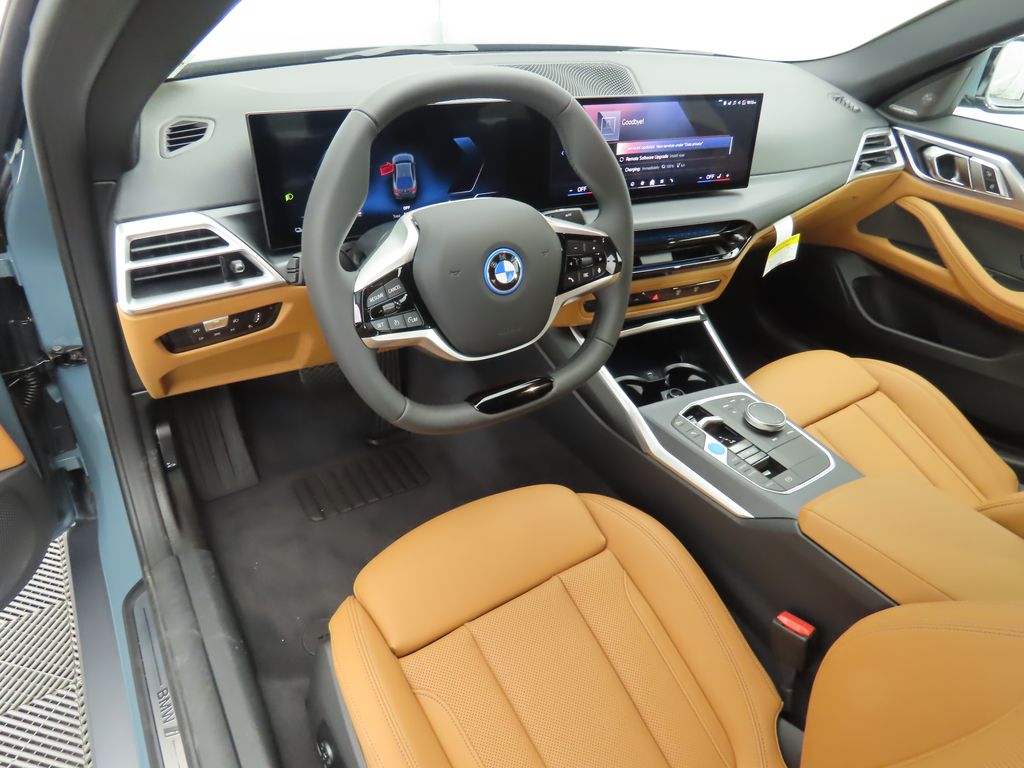 2025 BMW i4 eDrive40 9
