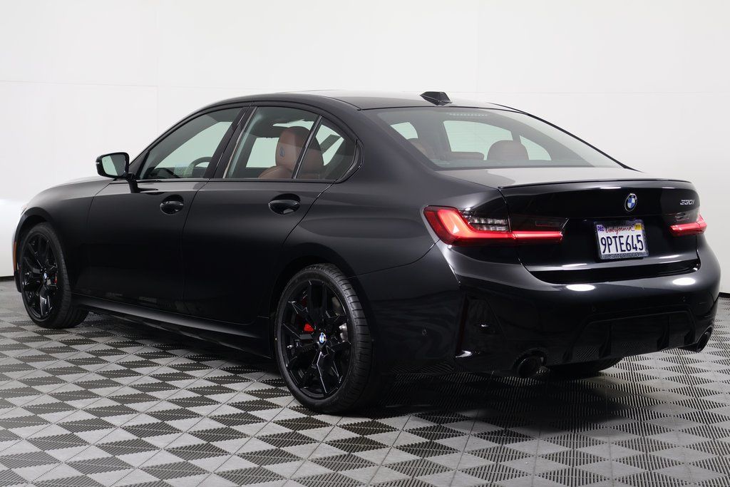 Thumbnail: 2025 BMW 3 Series - 6