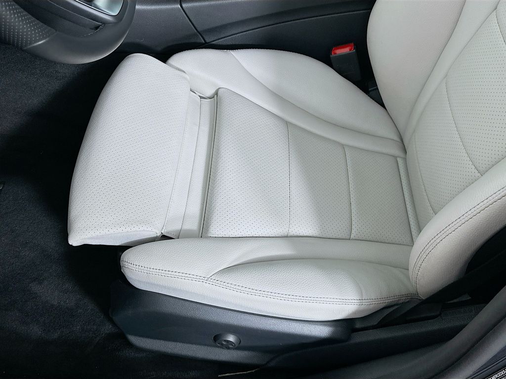2015 Mercedes-Benz C-Class C 300 18
