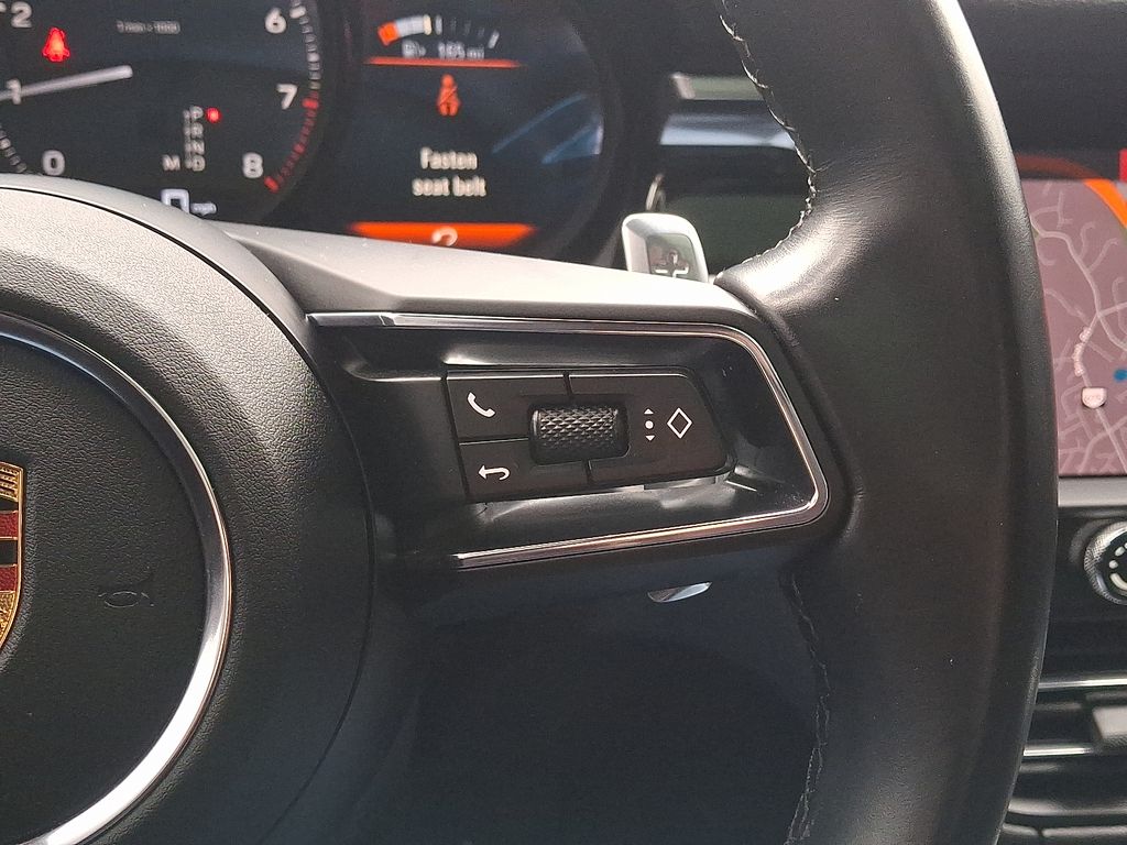 Thumbnail: 2022 Porsche Macan - 23