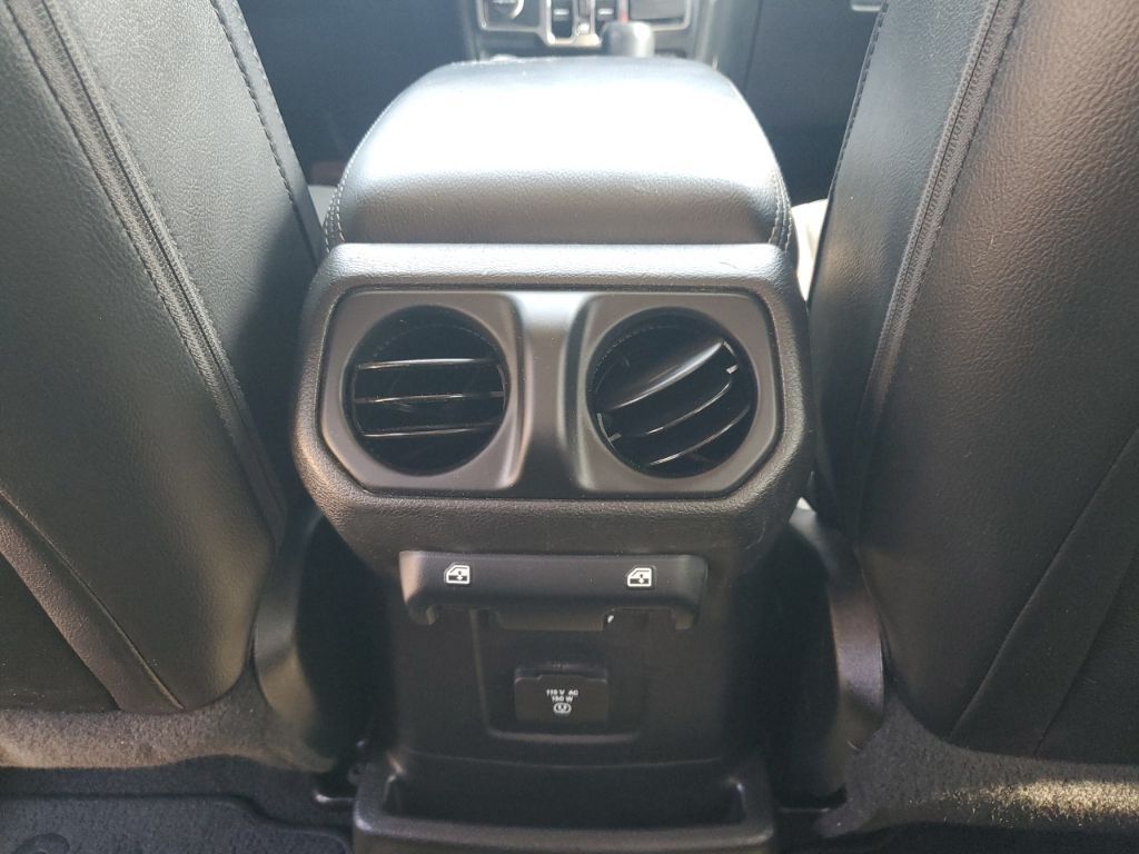 Used Car 2019 Jeep Wrangler  Unlimited Sahara For Sale Under $25,000 In Austin, Texas