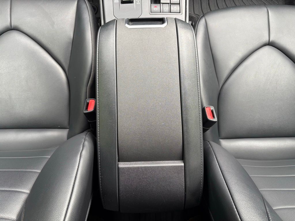 2024 Toyota Highlander Hybrid XLE