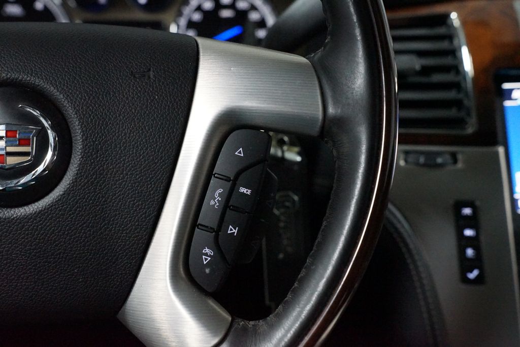 Thumbnail: 2013 Cadillac Escalade - 13